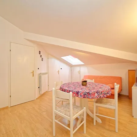 Apartments Udovicic Hh 3*