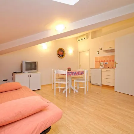Apartments Udovicic Hh 3* Medulin