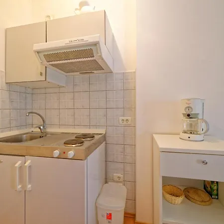 Apartments Udovicic Hh Guest house 3*