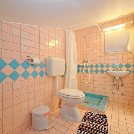 Apartments Udovicic Hh Guest house Pjescana Uvala